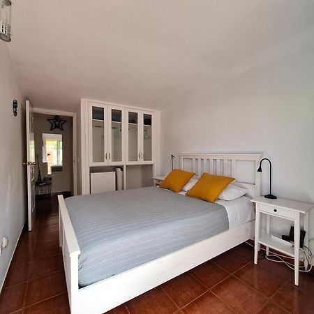Habitacion Doble Con Bano Y Terraza Privada Эль-Медано Экстерьер фото
