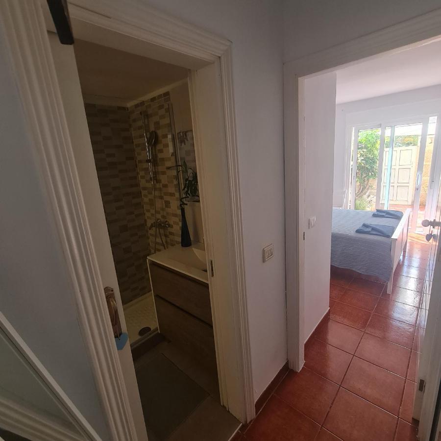 Habitacion Doble Con Bano Y Terraza Privada Эль-Медано Экстерьер фото