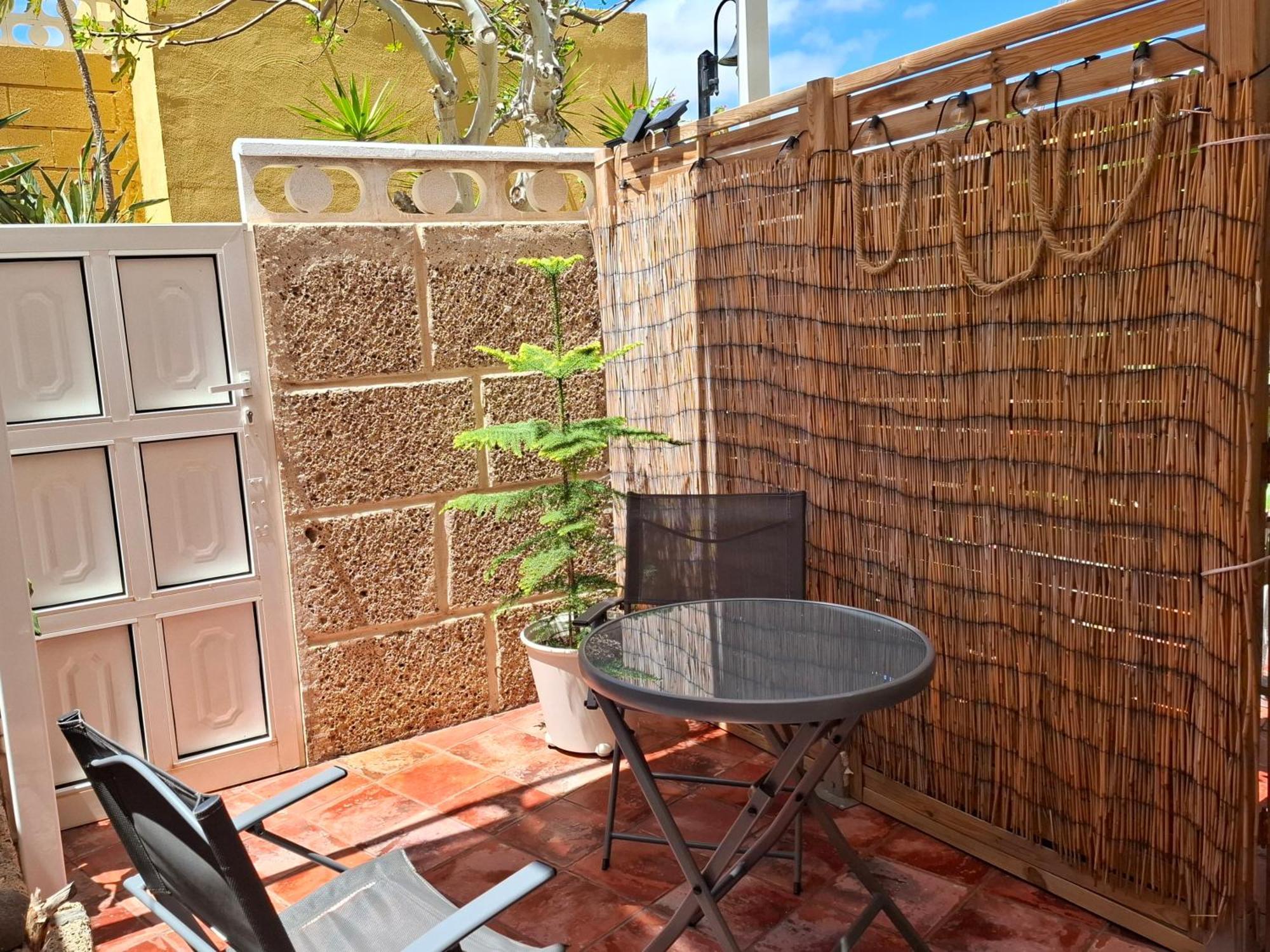 Habitacion Doble Con Bano Y Terraza Privada Эль-Медано Экстерьер фото